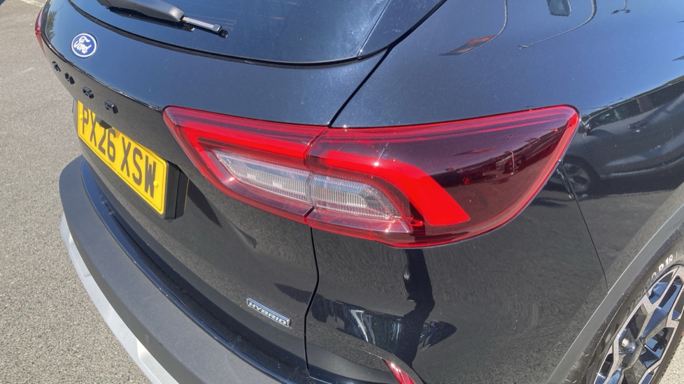Ford Kuga 2.5 FHEV Active 5dr CVT Hybrid Estate - Image 26