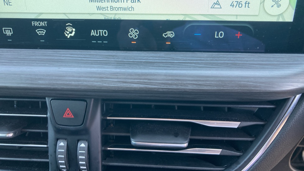 Ford Kuga 2.5 FHEV Active 5dr CVT Hybrid Estate - Image 41