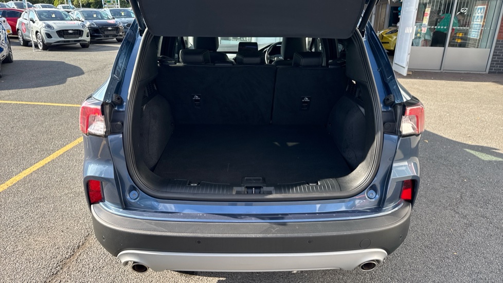 Ford Kuga 1.5 EcoBoost 150 Titanium Edition 5dr Petrol Estate - Image 4
