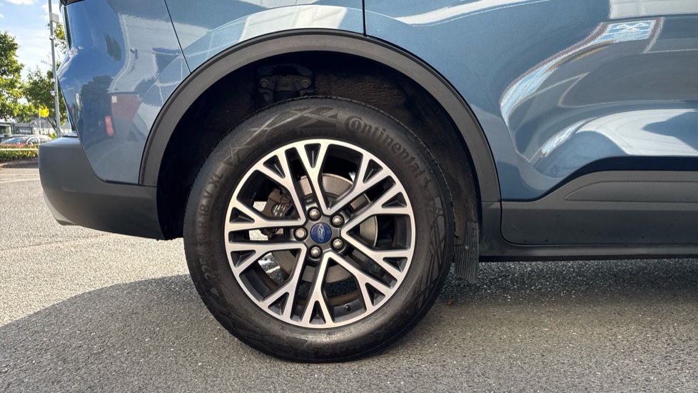 Ford Kuga 1.5 EcoBoost 150 Titanium Edition 5dr Petrol Estate - Image 7