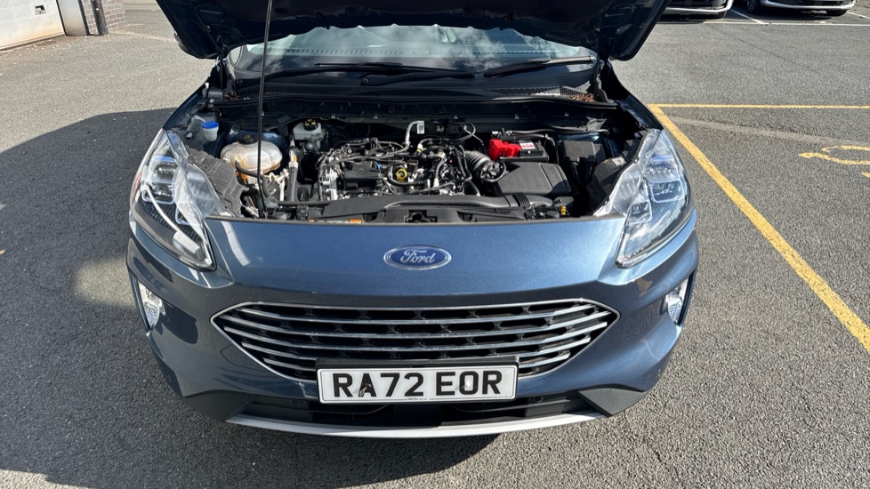 Ford Kuga 1.5 EcoBoost 150 Titanium Edition 5dr Petrol Estate - Image 8