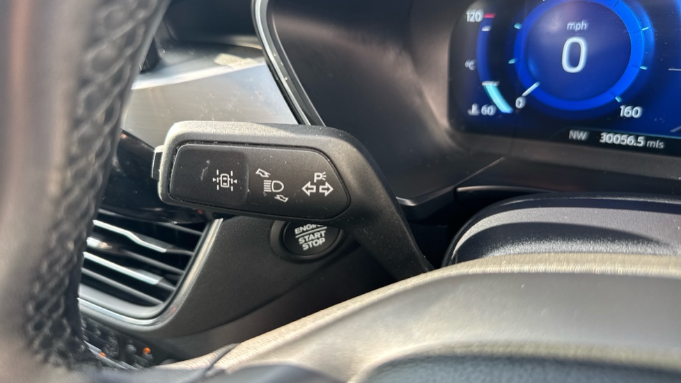 Ford Kuga 1.5 EcoBoost 150 Titanium Edition 5dr Petrol Estate - Image 34