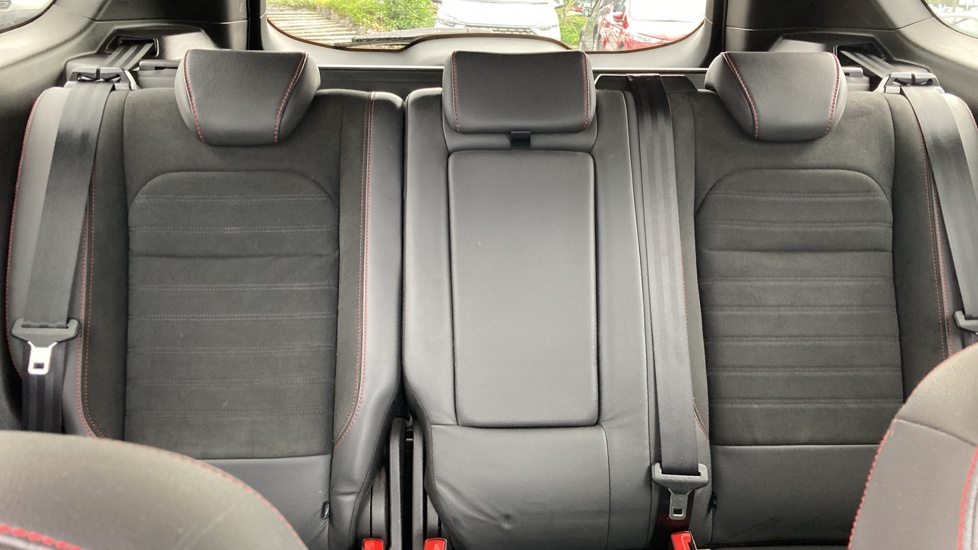 Ford Kuga 2.0 TDCi 180 ST-Line 5dr Auto Diesel Estate - Image 15
