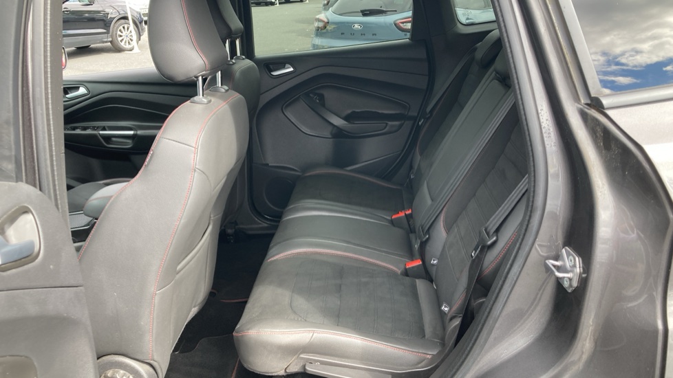 Ford Kuga 2.0 TDCi 180 ST-Line 5dr Auto Diesel Estate - Image 16