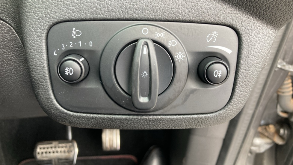 Ford Kuga 2.0 TDCi 180 ST-Line 5dr Auto Diesel Estate - Image 31