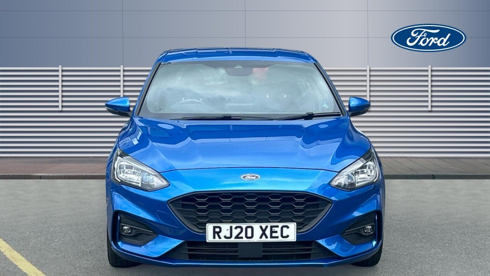 Ford Focus 1.0 EcoBoost 125 ST-Line 5dr Petrol Hatchback - Image 3