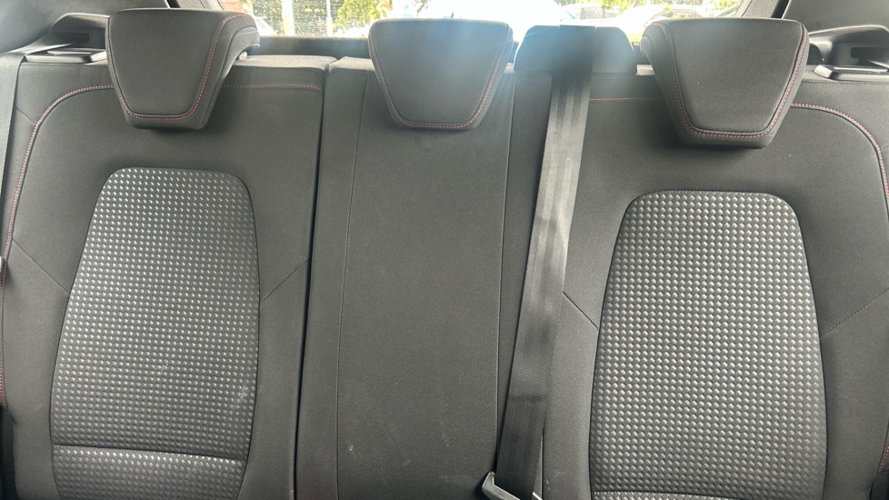 Ford Focus 1.0 EcoBoost 125 ST-Line 5dr Petrol Hatchback - Image 18
