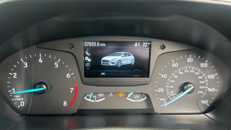Ford Focus 1.0 EcoBoost 125 ST-Line 5dr Petrol Hatchback - Image 21