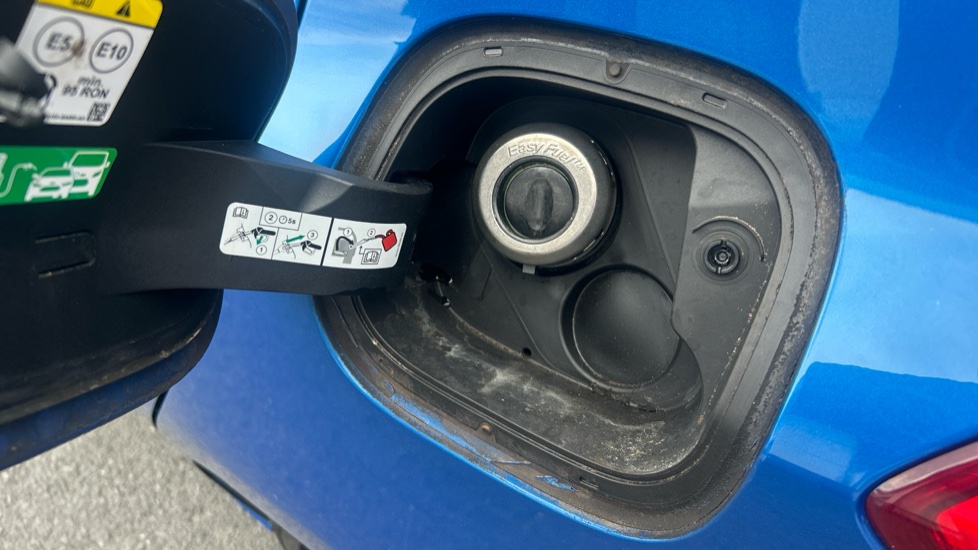 Ford Focus 1.0 EcoBoost 125 ST-Line 5dr Petrol Hatchback - Image 43