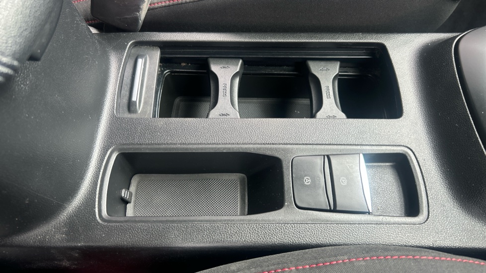 Ford Focus 1.0 EcoBoost 125 ST-Line 5dr Petrol Hatchback - Image 45