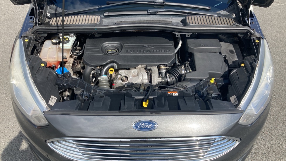 Ford Grand C-MAX 1.5 TDCi Titanium 5dr Diesel Estate - Image 8