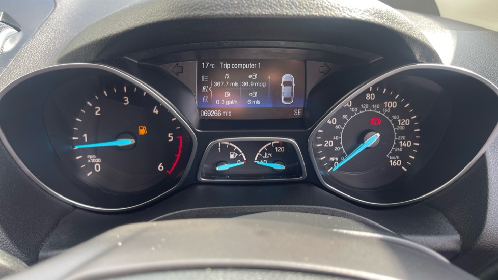 Ford Kuga 2.0 TDCi 180 Titanium 5dr Diesel Estate - Image 18