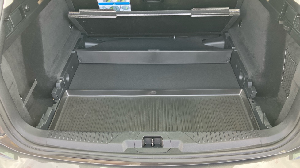 Ford Focus 1.0 EcoBoost Hybrid mHEV 155 Titanium 5dr Auto Petrol Estate - Image 28