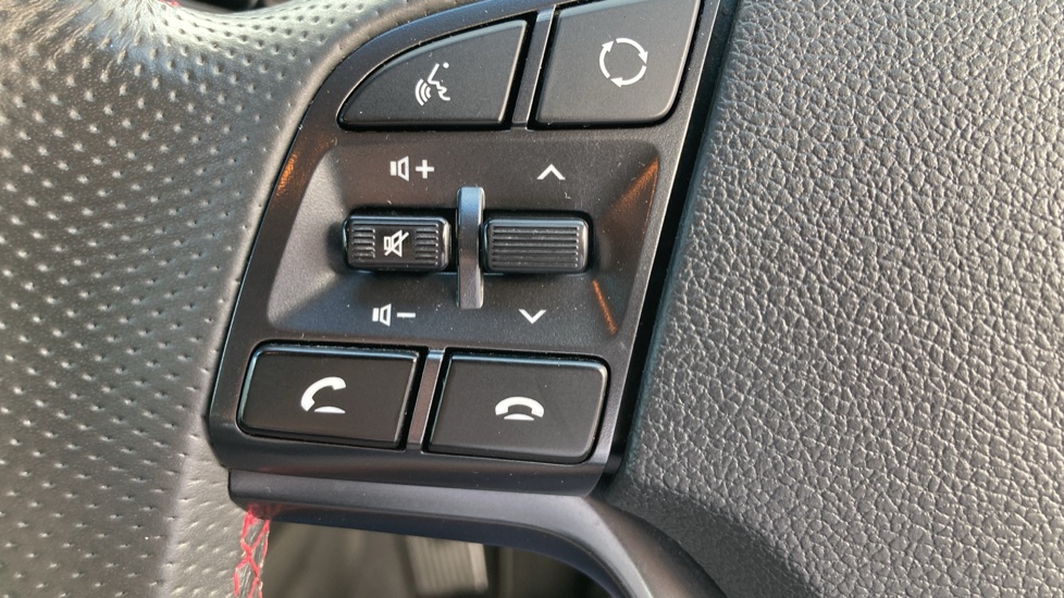 Hyundai TUCSON 1.6 TGDi 177 N Line 5dr 2WD DCT Petrol Estate - Image 36