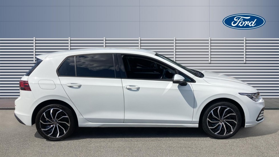 Volkswagen Golf 1.5 eTSI 150 Life 5dr DSG Petrol Hatchback - Image 5