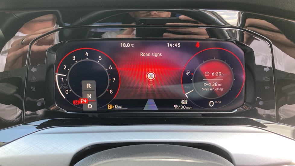Volkswagen Golf 1.5 eTSI 150 Life 5dr DSG Petrol Hatchback - Image 21