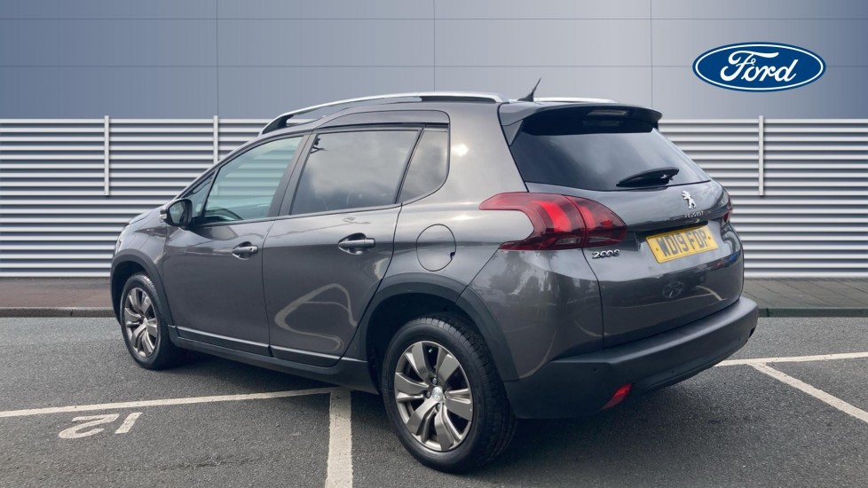 Peugeot 2008 1.2 PureTech 110 Signature 5dr EAT6 Petrol Estate - Image 2