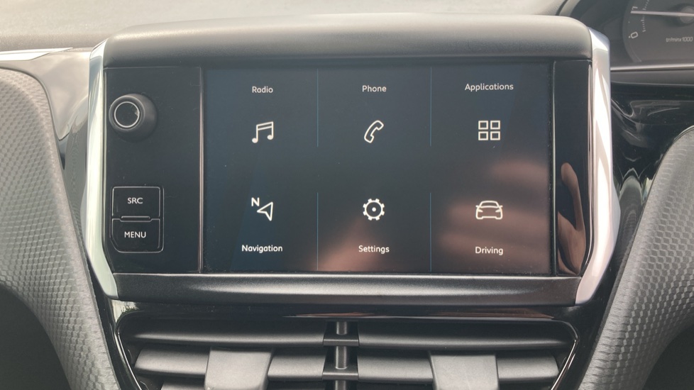 Peugeot 2008 1.2 PureTech 110 Signature 5dr EAT6 Petrol Estate - Image 36