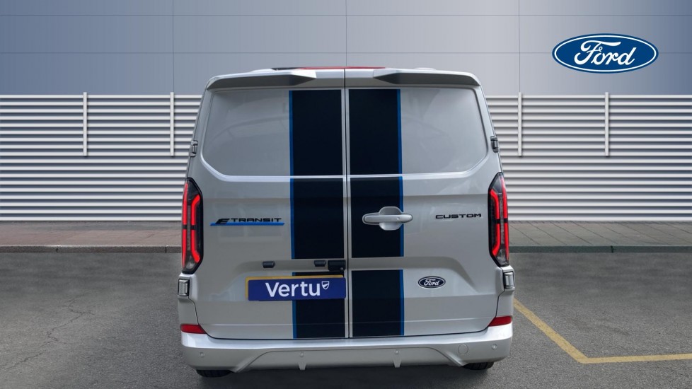 Ford Transit Custom E-320 L1 Rwd 160kW 65kWh H1 Van Sport Auto - Image 6