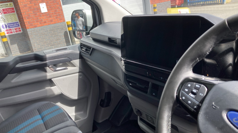 Ford Transit Custom E-320 L1 Rwd 160kW 65kWh H1 Van Sport Auto - Image 16