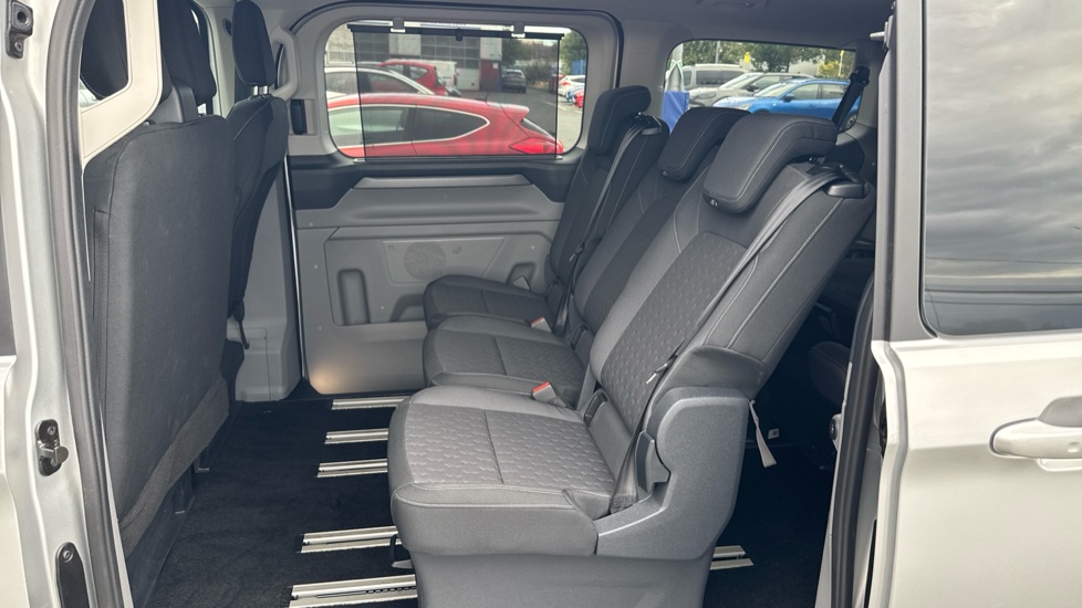 Ford Tourneo Custom 340 L1 Petrol Fwd 2.5 PHEV 232ps H1 Titanium 8 seater Auto - Image 19