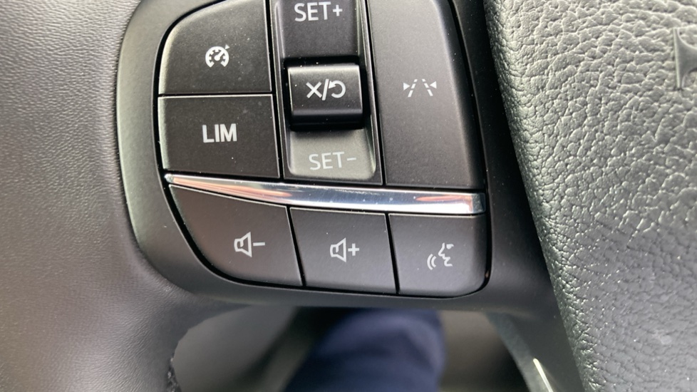 Ford Transit 350 L4 Diesel Rwd 2.0 EcoBlue 165ps H3 Trend Van [DAP] - Image 35