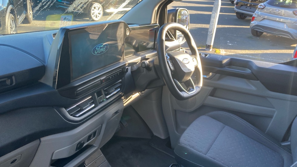Ford Transit Custom E-320 L1 Rwd 100kW 65kWh H1 Van Limited Auto - Image 9