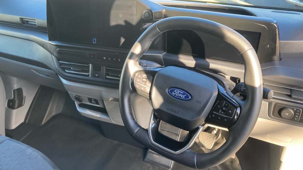 Ford Transit Custom E-320 L1 Rwd 100kW 65kWh H1 Van Limited Auto - Image 11
