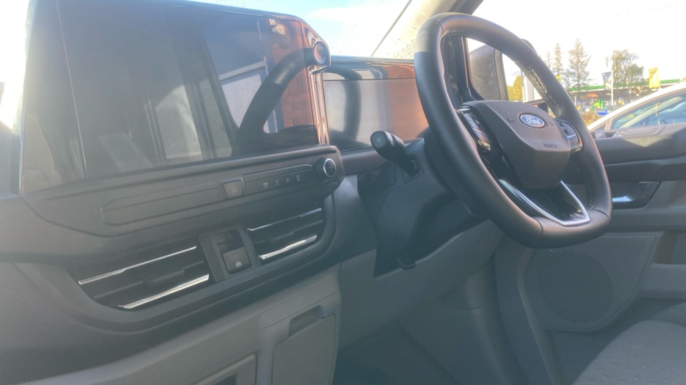 Ford Transit Custom E-320 L1 Rwd 100kW 65kWh H1 Van Limited Auto - Image 13