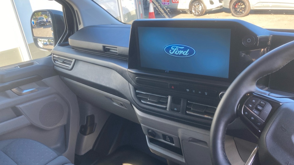 Ford Transit Custom E-320 L1 Rwd 100kW 65kWh H1 Van Limited Auto - Image 14