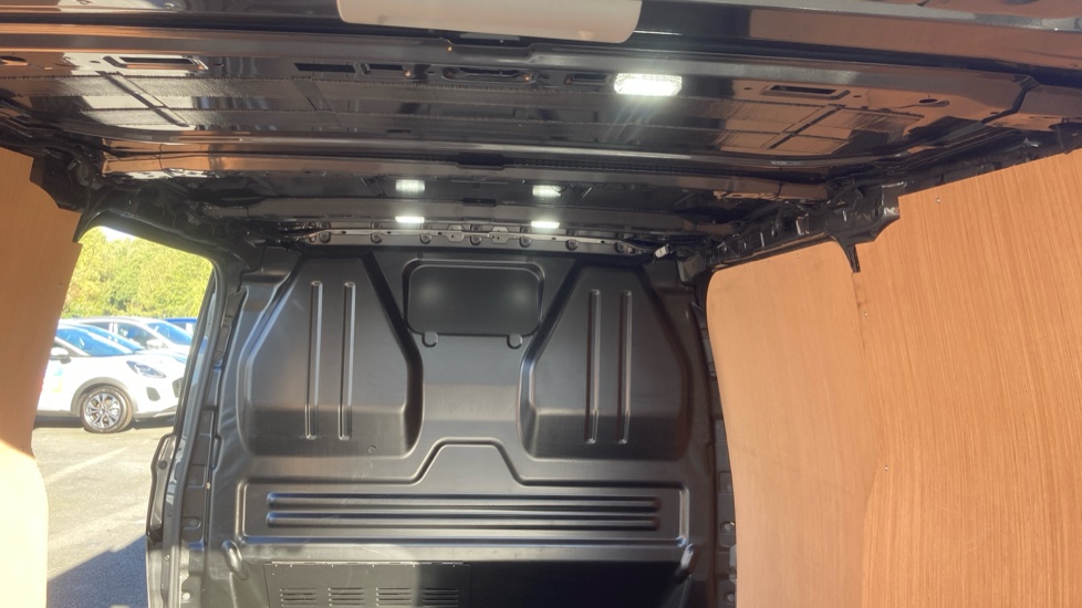 Ford Transit Custom E-320 L1 Rwd 100kW 65kWh H1 Van Limited Auto - Image 26