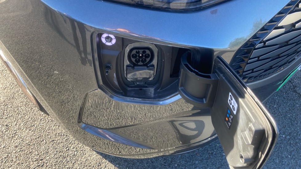 Ford Transit Custom E-320 L1 Rwd 100kW 65kWh H1 Van Limited Auto - Image 30