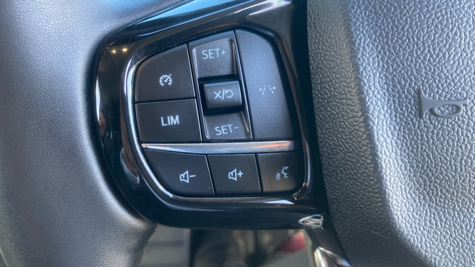 Ford Transit Custom E-320 L1 Rwd 100kW 65kWh H1 Van Limited Auto - Image 39