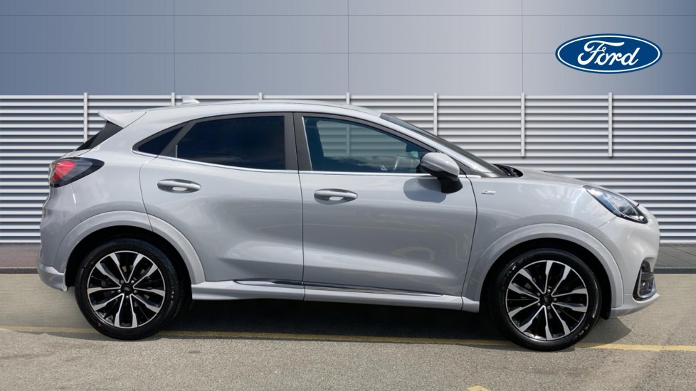 Ford Puma 1.0 EcoBoost ST-Line Vignale 5dr Auto Petrol Hatchback - Image 9