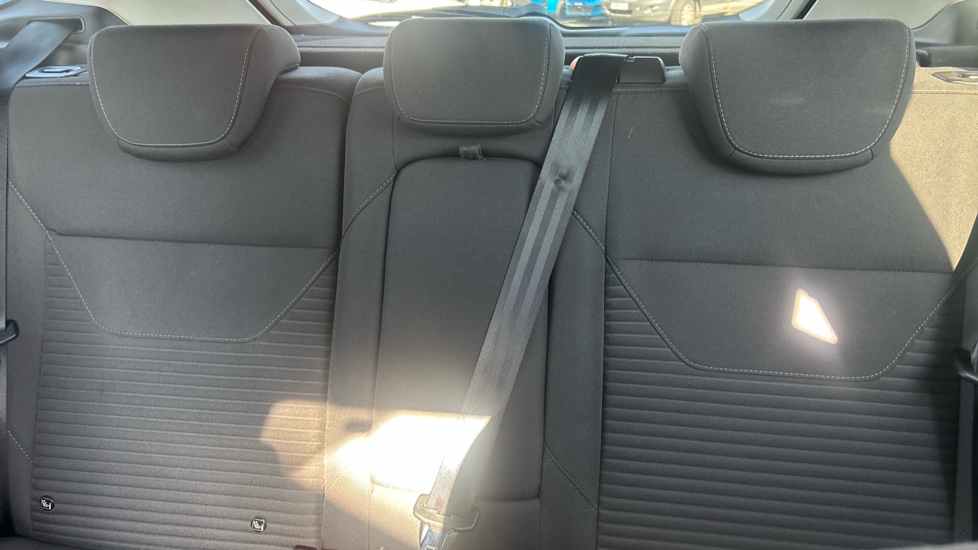 Ford Focus 1.0 EcoBoost 125 Titanium 5dr Petrol Hatchback - Image 18