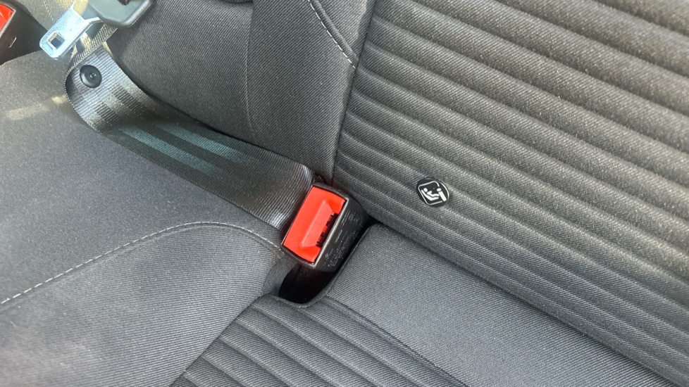 Ford Focus 1.0 EcoBoost 125 Titanium 5dr Petrol Hatchback - Image 20