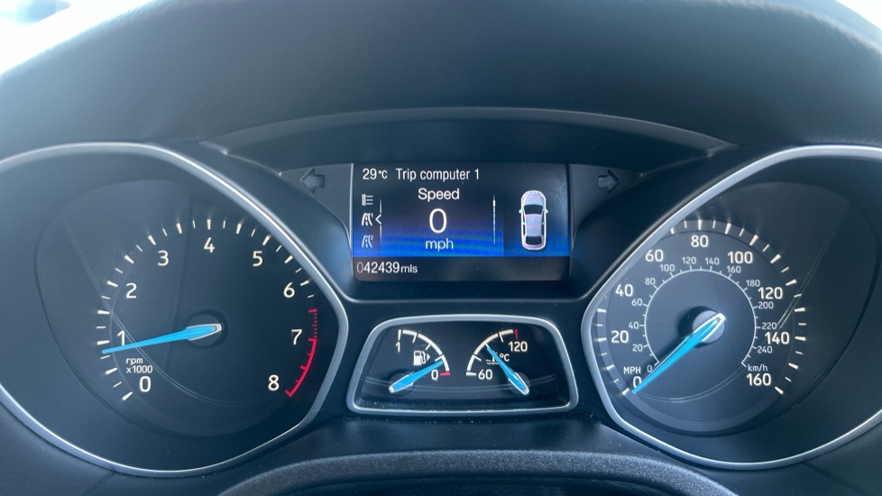 Ford Focus 1.0 EcoBoost 125 Titanium 5dr Petrol Hatchback - Image 21