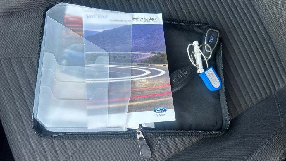 Ford Focus 1.0 EcoBoost 125 Titanium 5dr Petrol Hatchback - Image 9