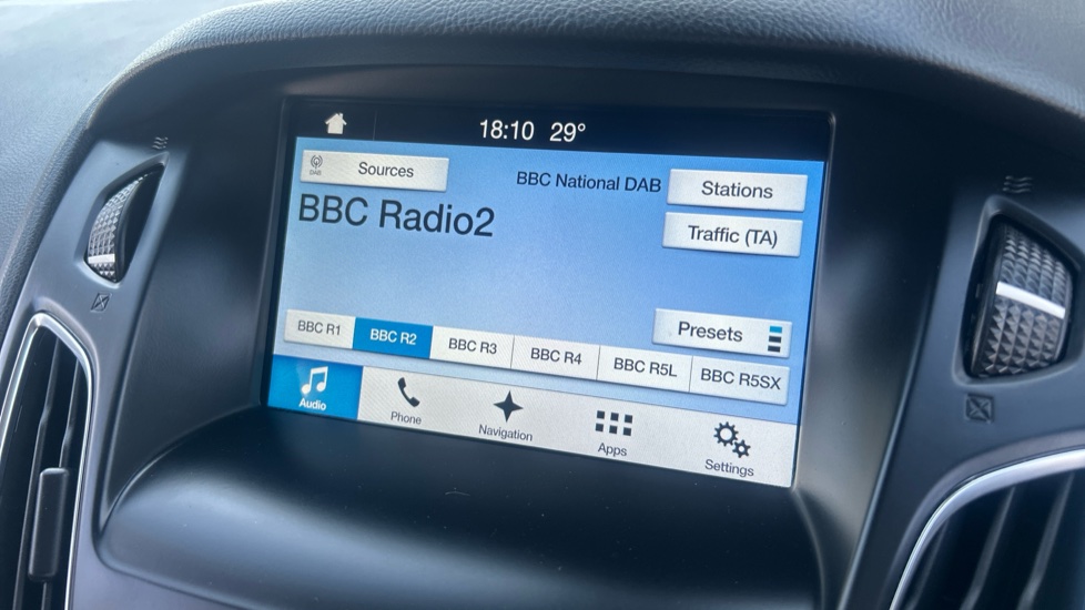 Ford Focus 1.0 EcoBoost 125 Titanium 5dr Petrol Hatchback - Image 31