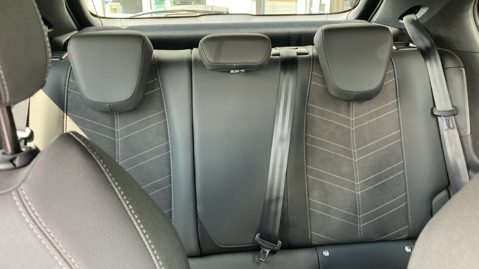 Vauxhall Mokka 100kW Ultimate 50kWh 5dr Auto Electric Hatchback - Image 15