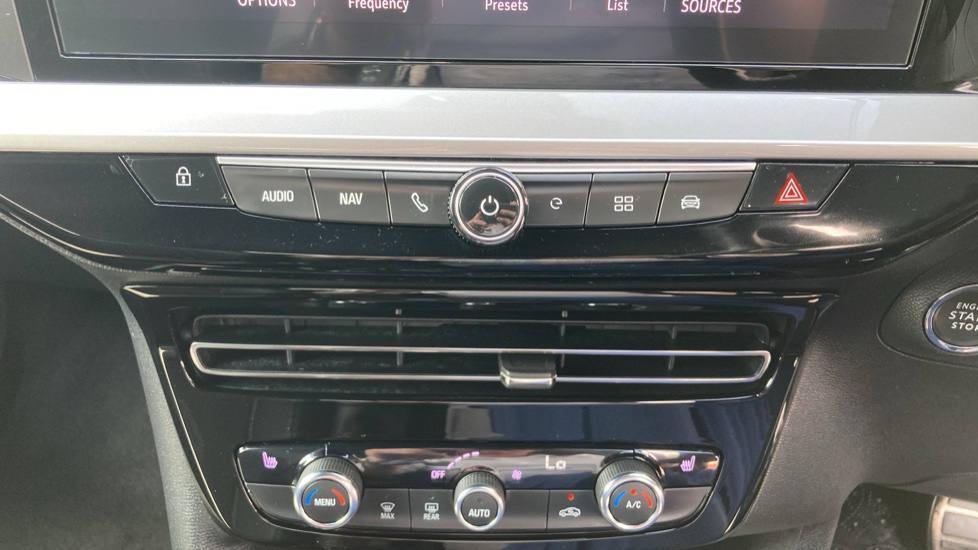 Vauxhall Mokka 100kW Ultimate 50kWh 5dr Auto Electric Hatchback - Image 38