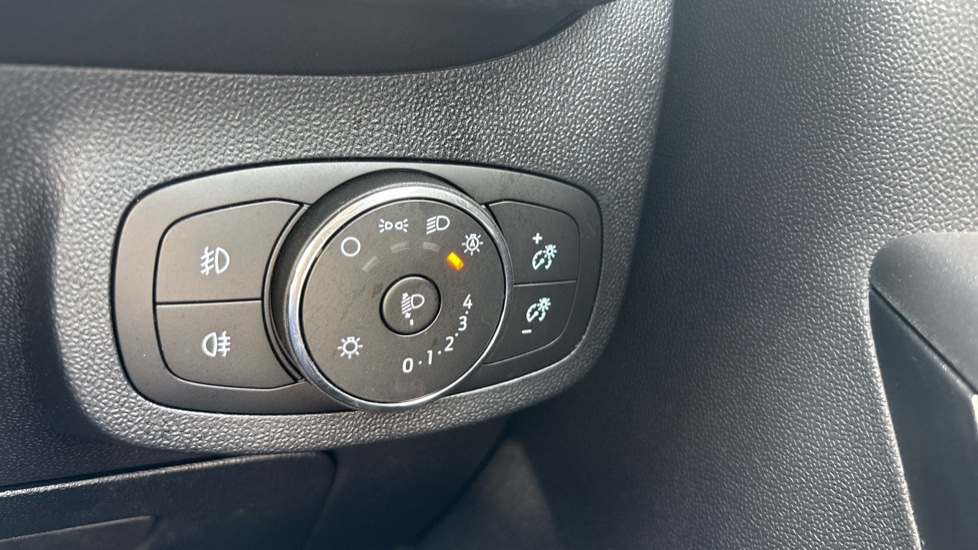 Ford Fiesta 1.0 EcoBoost Hybrid mHEV 125 ST-Line 5dr Petrol Hatchback - Image 29