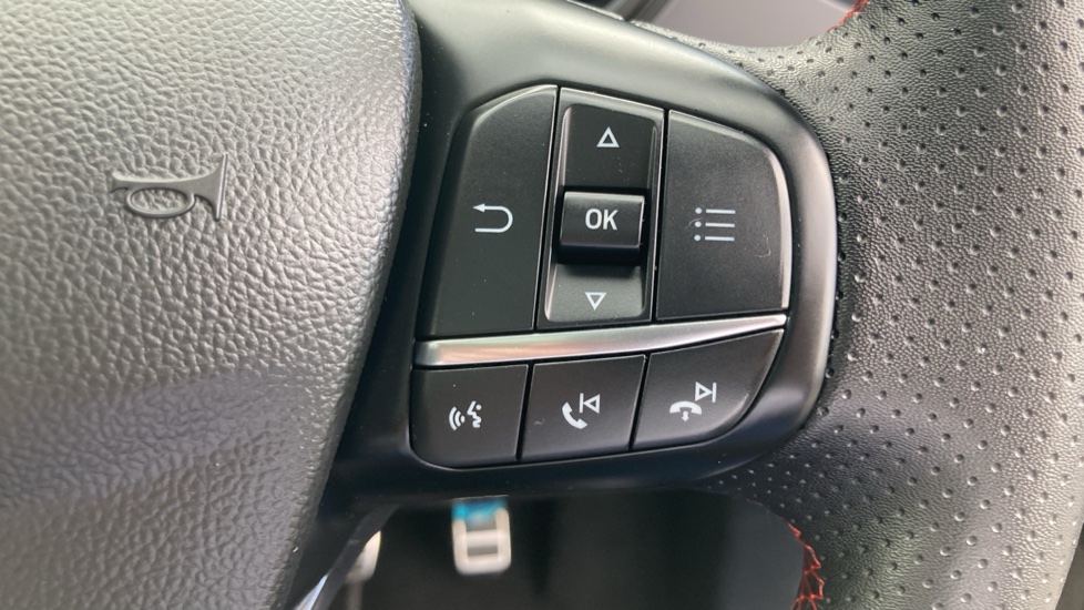 Ford Kuga 2.5 PHEV ST-Line X Edition 5dr CVT Estate - Image 37