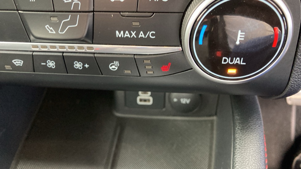 Ford Kuga 2.5 PHEV ST-Line X Edition 5dr CVT Estate - Image 41