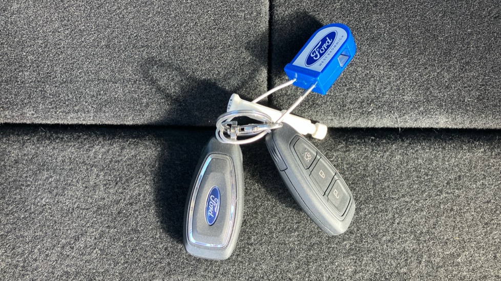 Ford Galaxy 2.0 EcoBlue Zetec 5dr Diesel Estate - Image 8