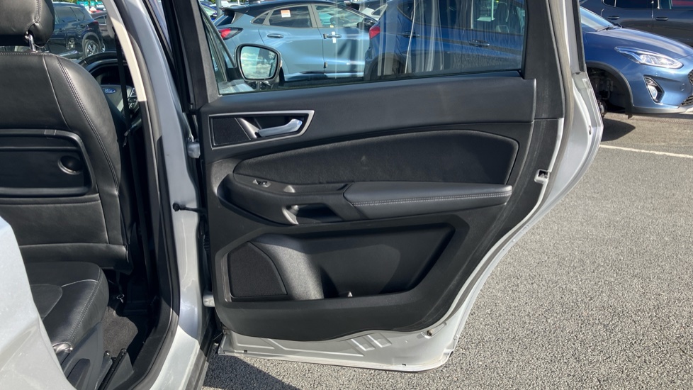Ford Galaxy 2.0 EcoBlue Zetec 5dr Diesel Estate - Image 33