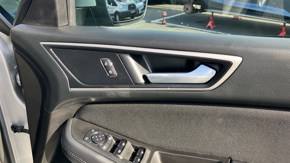 Ford Galaxy 2.0 EcoBlue Zetec 5dr Diesel Estate - Image 42