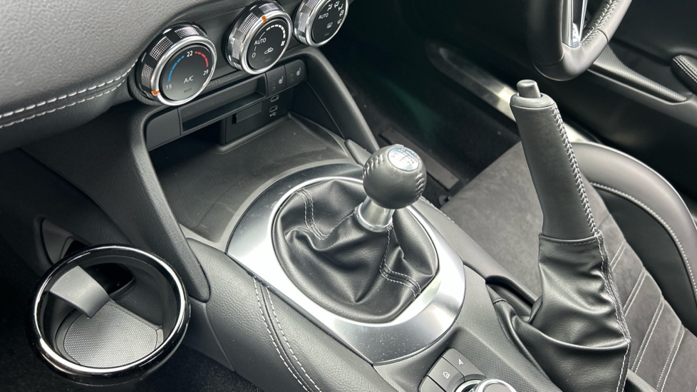 Mazda MX-5 2.0 [184] Homura 2dr Petrol Convertible - Image 13
