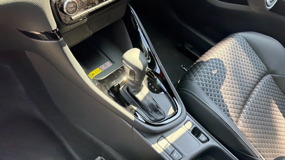 Mazda 2 Hybrid 1.5i Hybrid Homura 5dr CVT Hybrid Hatchback - Image 13
