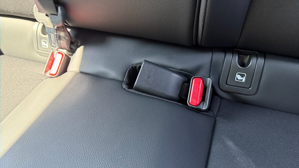 Mazda 2 Hybrid 1.5i Hybrid Homura 5dr CVT Hybrid Hatchback - Image 17